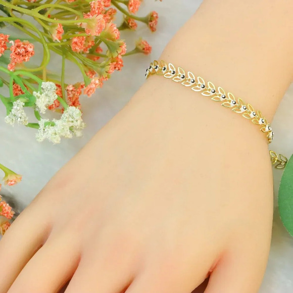 "New Beautiful Design Bracelet for Women/Girls, Gift, B653 - Picture 11 of 15
